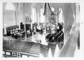 Sullivan et son Jubilée d&#039;Argent : cérémonie religieuse avec Mgr J.A. Desmarais. 4/4